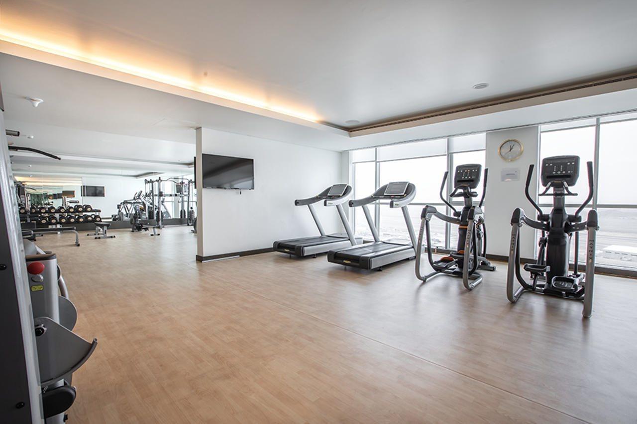 Royal M Al Aqah Beach Resort By Gewan Екстер'єр фото The gym at the hotel