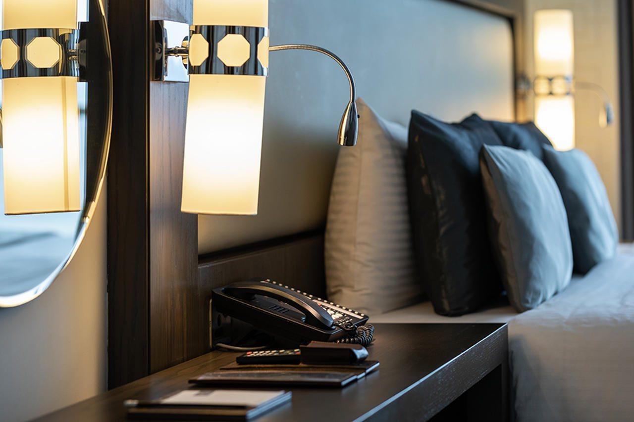 Royal M Al Aqah Beach Resort By Gewan Екстер'єр фото A telephone in a hotel room