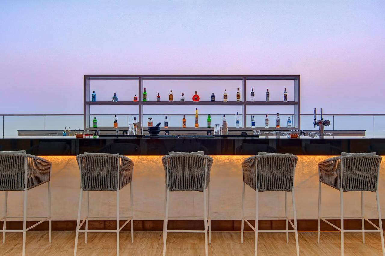 Royal M Al Aqah Beach Resort By Gewan Екстер'єр фото Sky Bar