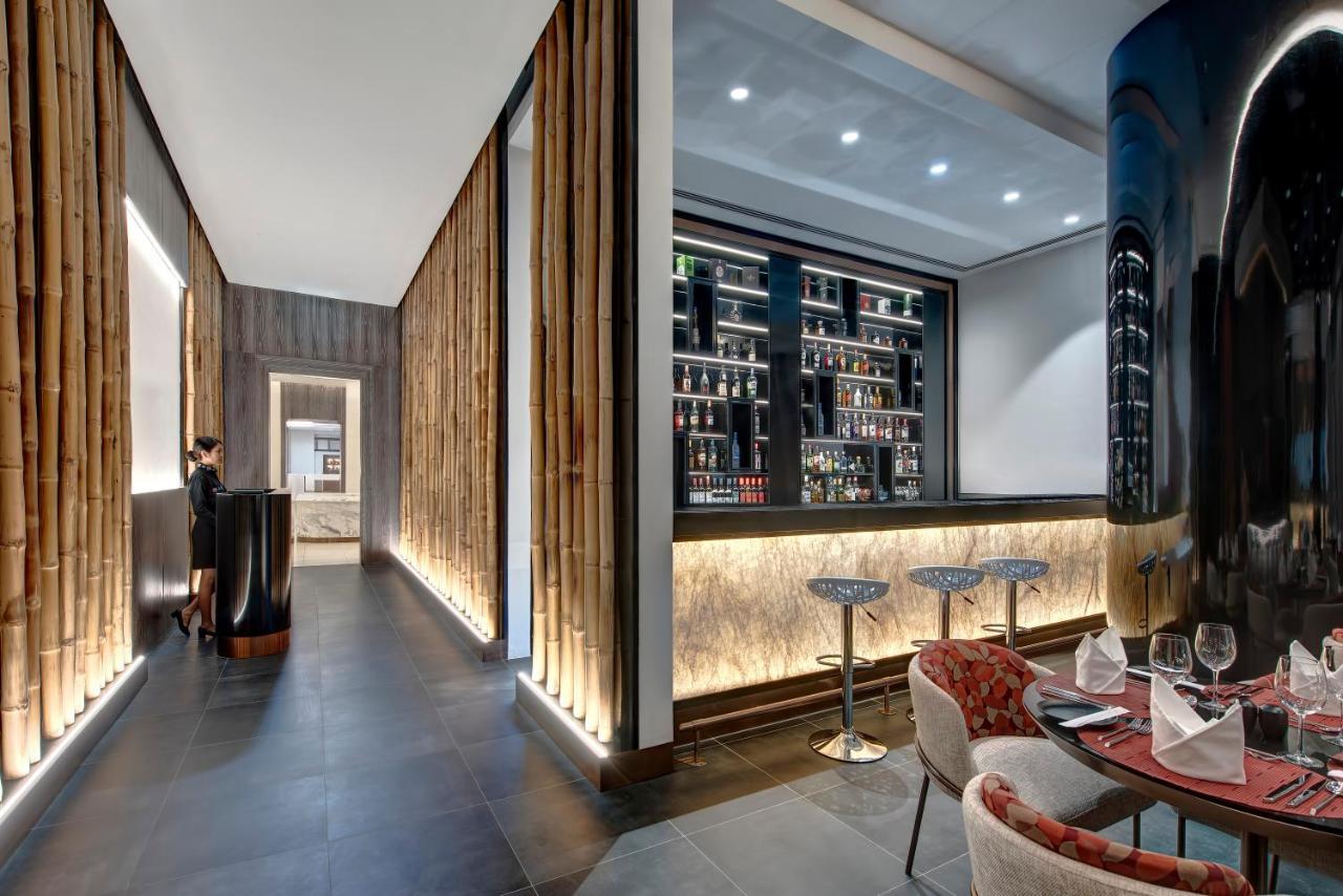 Royal M Al Aqah Beach Resort By Gewan Екстер'єр фото The bar at the restaurant