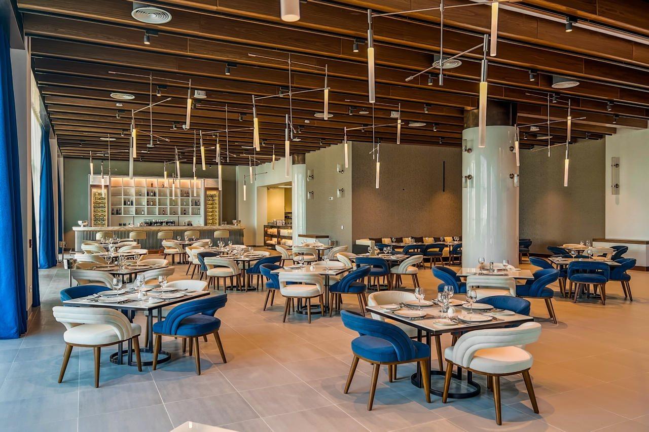 Royal M Al Aqah Beach Resort By Gewan Екстер'єр фото The dining room at the restaurant